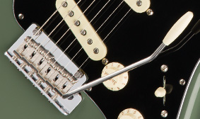 Fender American Professional stratocaster Pop-In tremolo